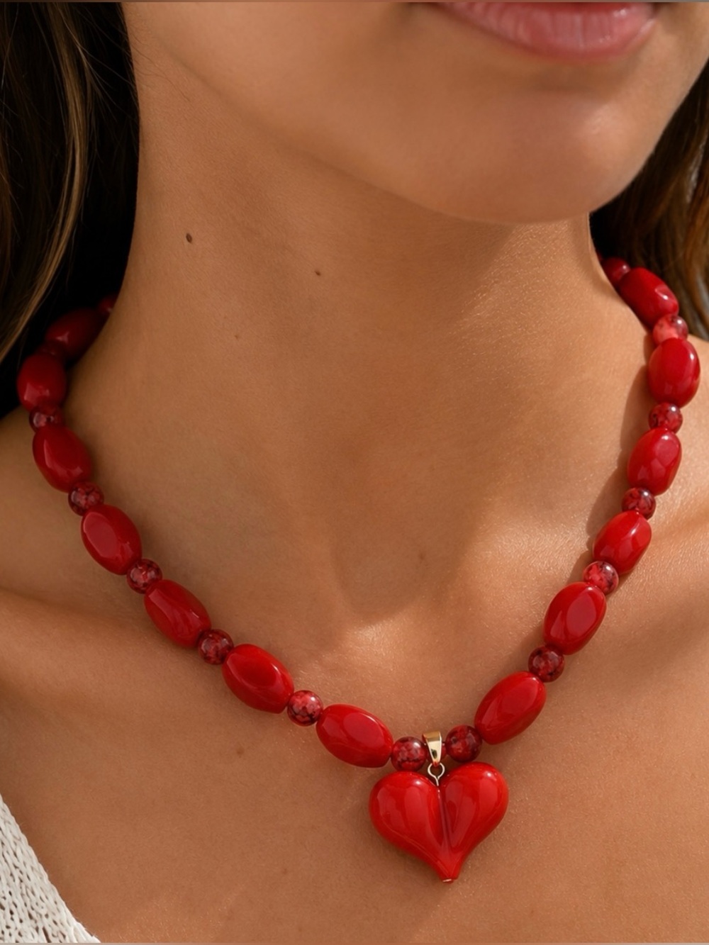 NEW! Red Heart Beaded Necklace ❤️ - Picture 4 of 4